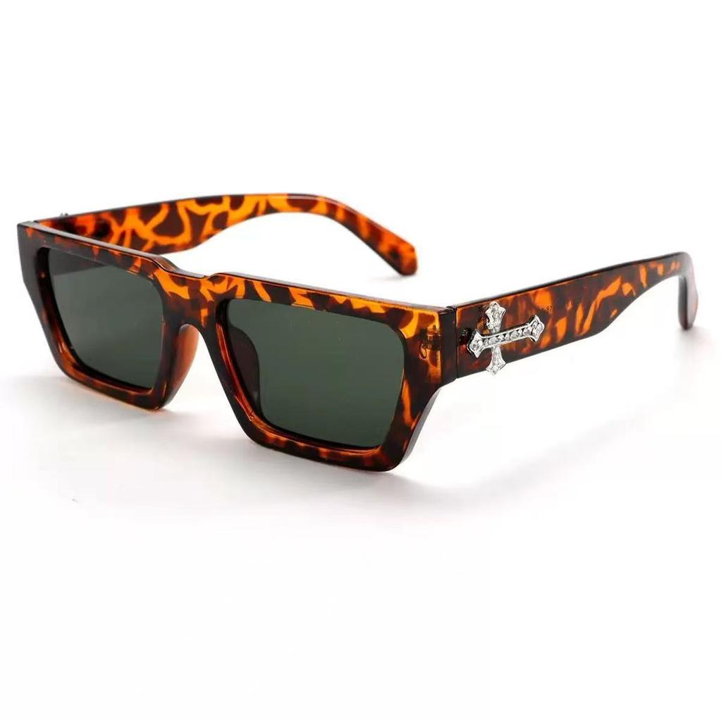 Chloe heart print thick leg sunglasses new street shot dance bar Internet celebrity sunglasses hip hop