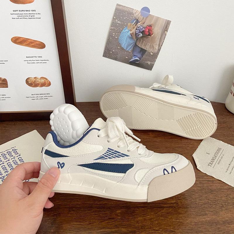 Board Shoes Women's 2025 New Spring and Autumn Women's Shoes Platform White Shoes with Skirt Shoes Student Sports and Leisure Moral Training Shoes
