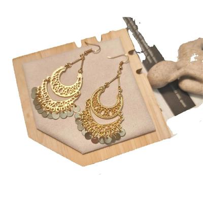 Ohrringe für Damen Hohl Ausgeschnitten Ohrhaken Retro Runde Quasten Lang Ethnisch Stil Ohrschmuck Charmanter Schmuck