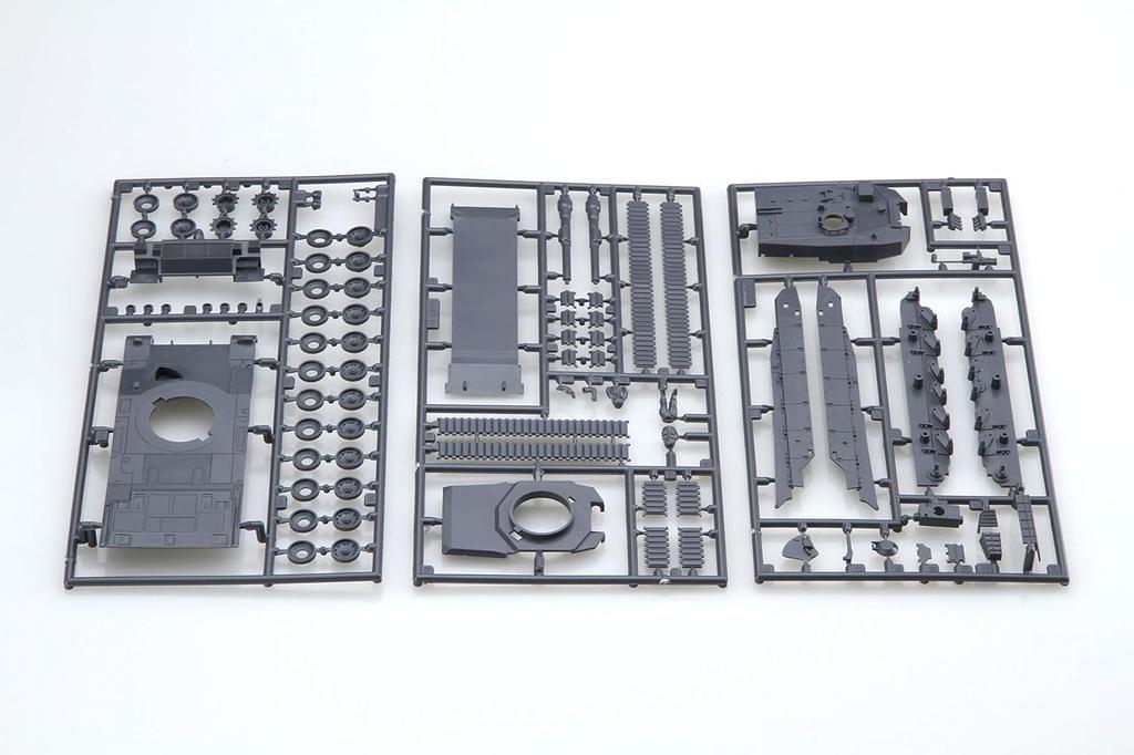 Fujimi Model 1/76 Special World Armor Series No. 3 JGSDF Type 90 Tank (Set of 2) Plastic Model SWA3