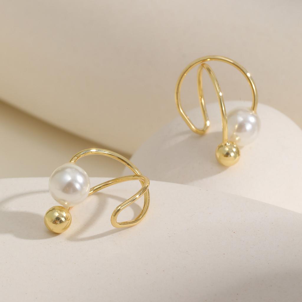 Vnox 1 Pair Chic Immitation Pearl Ear Cuff for Women Girls, Crossed Metal Lines Ear Bones Cuff, Ins Style Dainty Jewelry