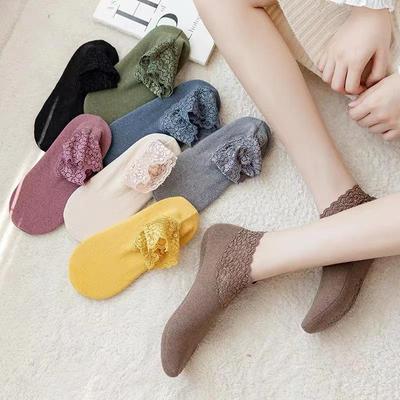 Lace Trim Warm Mid-Calf Women's Socks - Thick, Cold-Resistant, Non-Slip Silicone, Comfortable Autumn/Winter Home Floor Socks