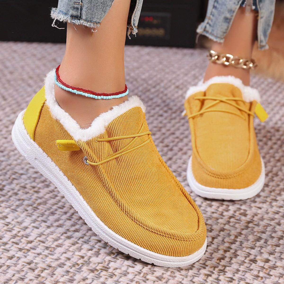 

Foreign trade autumn and winter new models fleece thickened fluff warm European and American large size fashion women single shoes women 43 жовтий