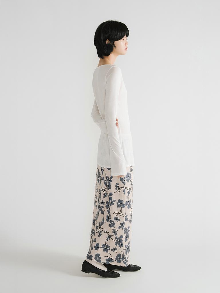 Average Attitude Floral Long Skirt _Ivory