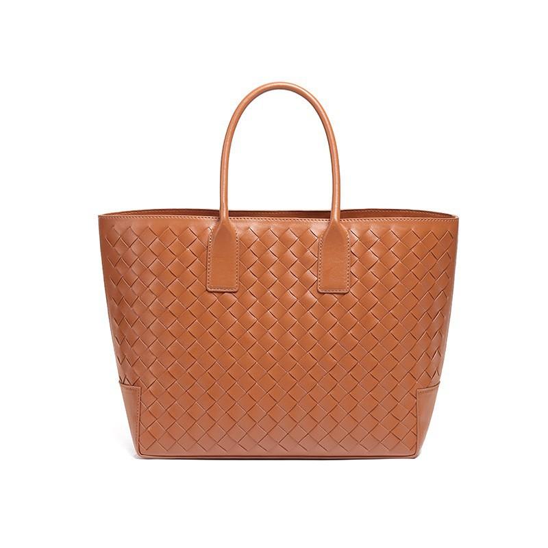 

New Fashionable Large-capacity Handbag Commuting All-matching Hand-knitted Women s Bag High-end Tote