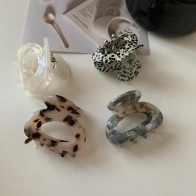 1PC Acetic Acid Retro Half Zigzag Hair Clip Small Grab Clip Hair Card Elegant Temperament Bangs Clip Female Hair Grip