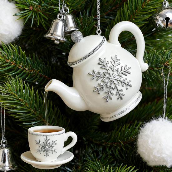 Yousheng Christmas Teapot Ornament Holly Vintage Tea Cups And Pot Set Xmas Tree Hanging Ornaments 2D Acrylic Teapot Decor with Pouring Tea Effect