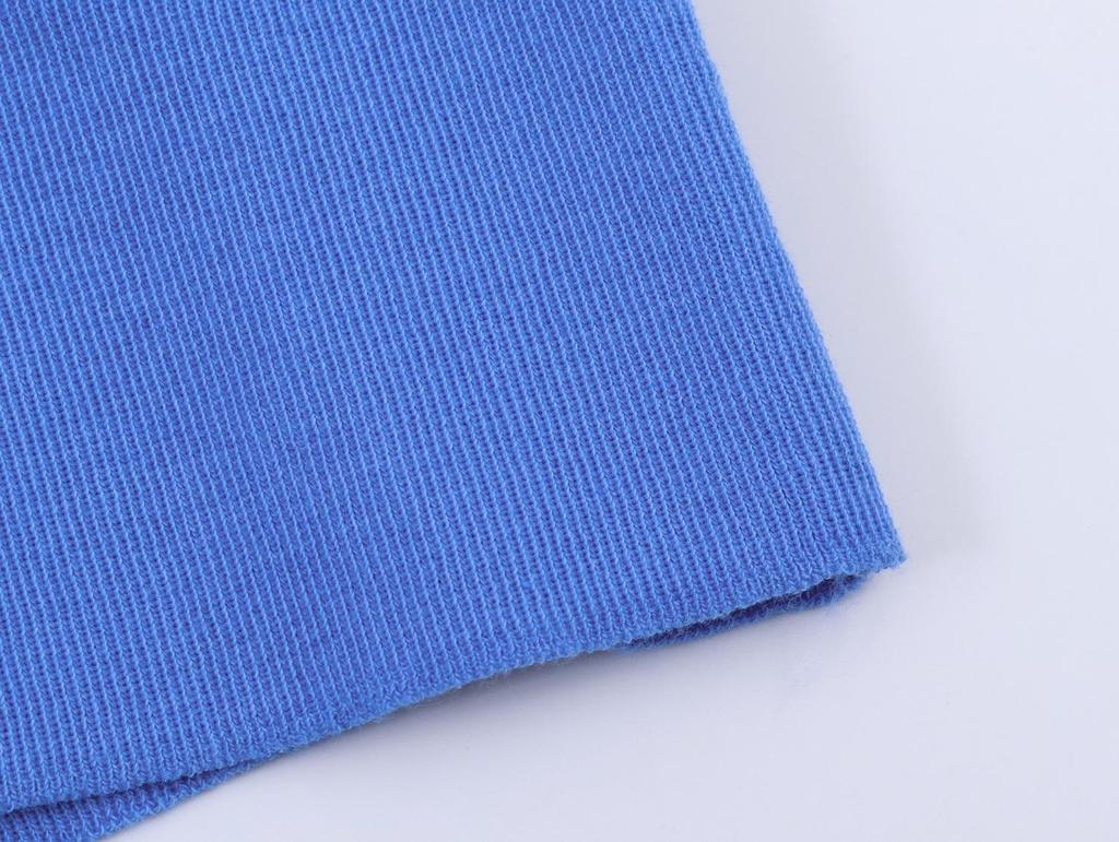 2026 Spring New Arrivals: European & American Style Blue Accordion Sleeve Women's Knitwear