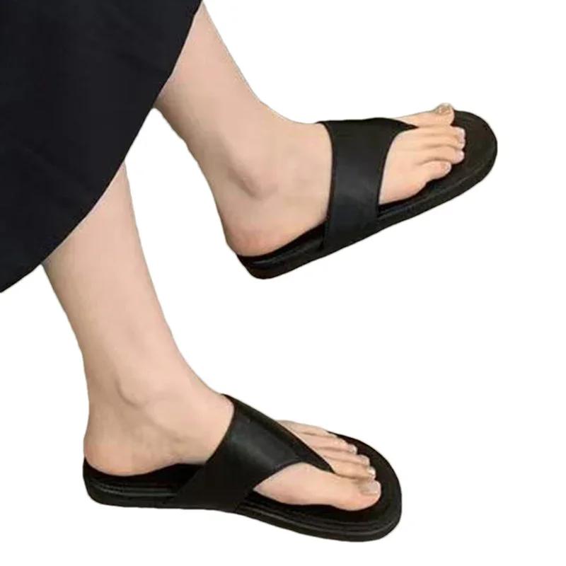 Fashion Flats Women Slippers Designer Clip Toe Flip Flops Casual Shoes Woman 2025 Summer New Trend Home Slides Walking Femme