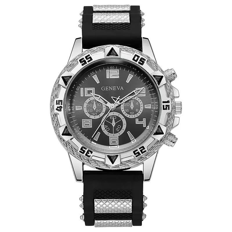 Men'S Atmospheric Three-Eye Silicone Strap Quartz Watch Large Dial