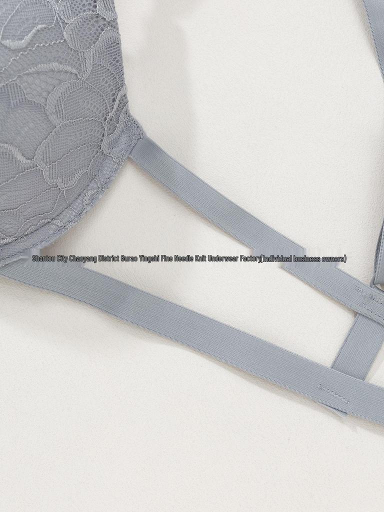 Sassy Lace Lingerie Set: Stylish Personalized Bra & Panties for Women