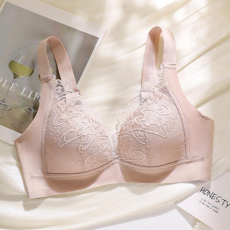 French Triangle Cup Sexy Steel Rim Thin Big Chest Small Lace Bra Cover Gather