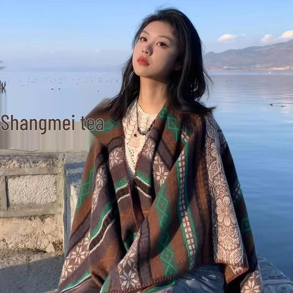 Ethnic Style Tassel Shawl: Xinjiang Tibet Yunnan Lijiang Travel Jacquard Outerwear Warm Striped Cape