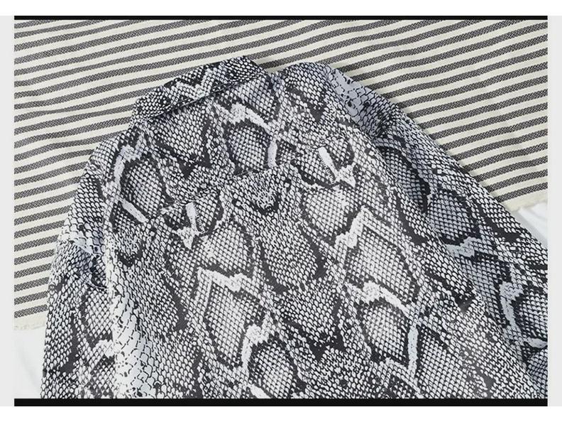 Korean Dark Mourning Snake Pattern Long Sleeve Shirt for Men - Spring/Autumn 2020
