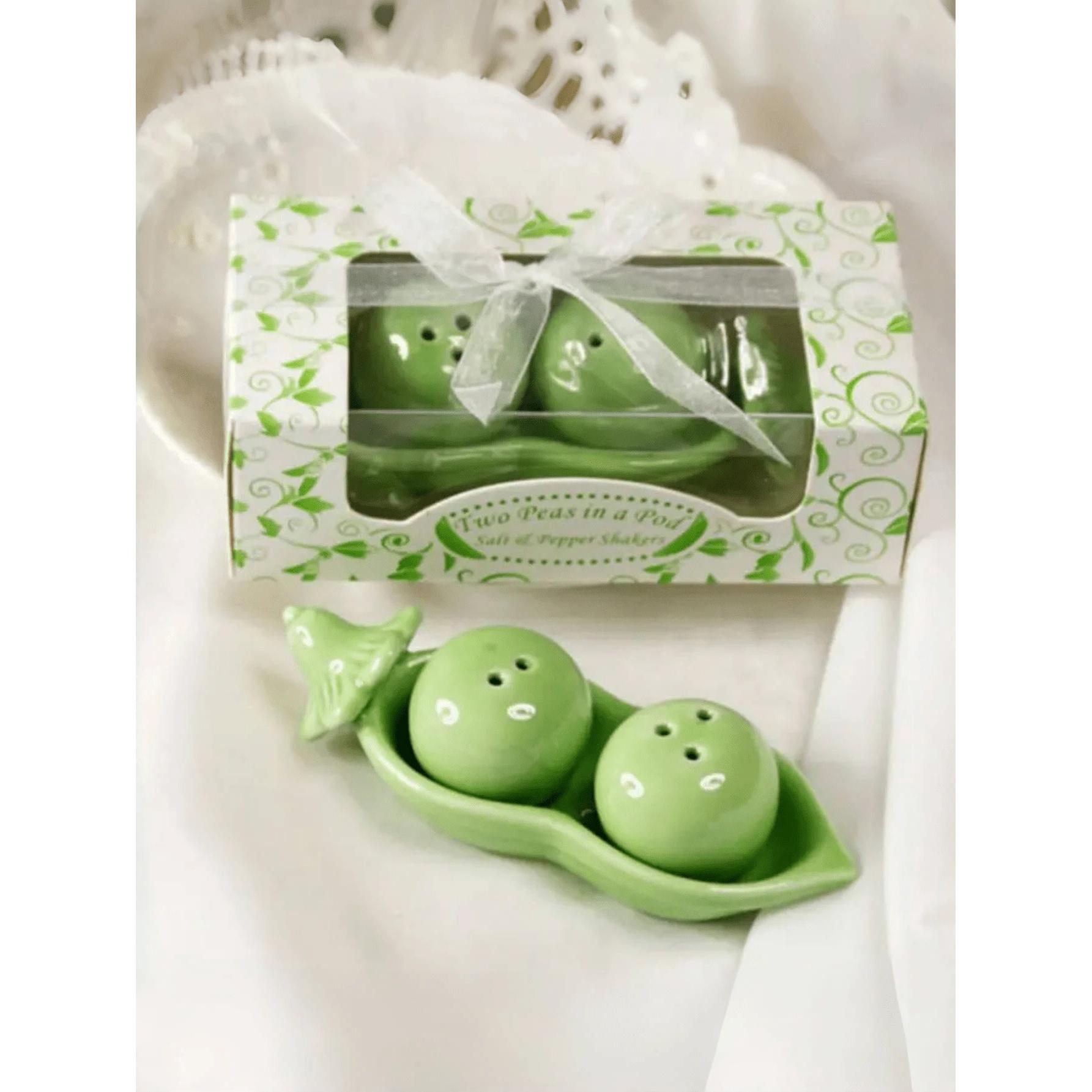 

Ceramic Bean Pod Salt Pepper Shakers Set Cute Kitchen Condiment Jars Spoons Modern Dining Tableware Decorative Home Gift