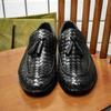 Fashion Top Quality Weave Pattern Full Grain Leather Men Business Wedding Dress Shoes Slip On Tassel Elegant Men Leather Formal Loafers