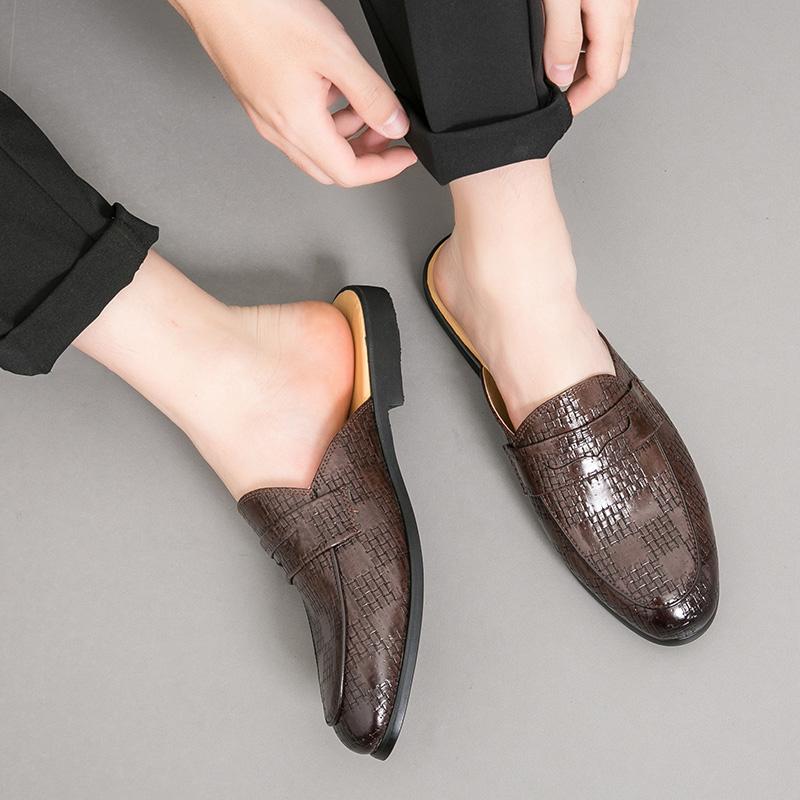 Fashion Summer Baotou Men's Half Slippers Comfortable and breathable flat bottom Walking sandal Fashionable British style leather shoes