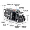LYZRC Mașină de jucărie din metal la scară 1/24 Mașină de poliție Mașină rezistentă la explozie Mașină din aliaj turnată sub presiune Cadou băiat Cadou Mașină de jucărie pentru copii Ornamente de colecție cu patru uși