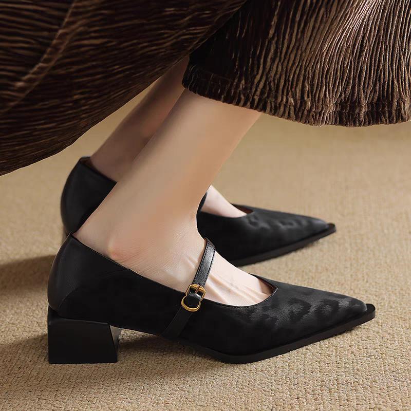 

Женские туфли Мэри Джейн с острым носком и блочным каблуком с леопардовым принтом, лето 2025, новая коллекция, слипоны на мягкой подошве 35 чёрный