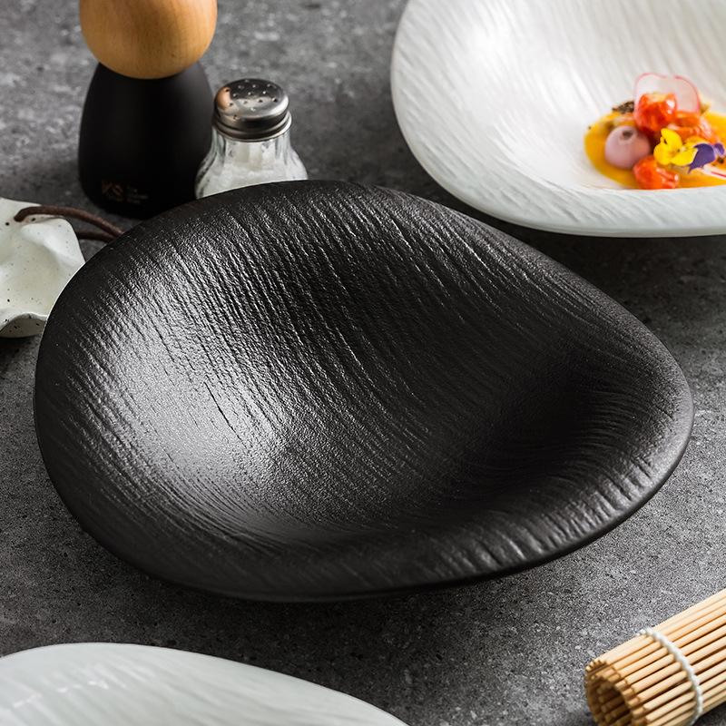 Creative Ceramic Shaped Bowl Black White Frosted Western Steak Plate Features Dessert Salad Bowl Light Luxury Ceramic Tableware