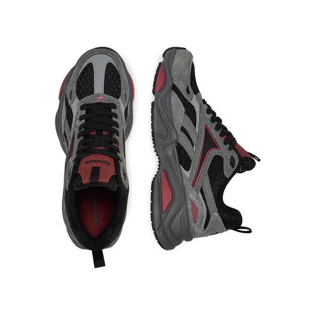 Reebok CHARGE Sneakers