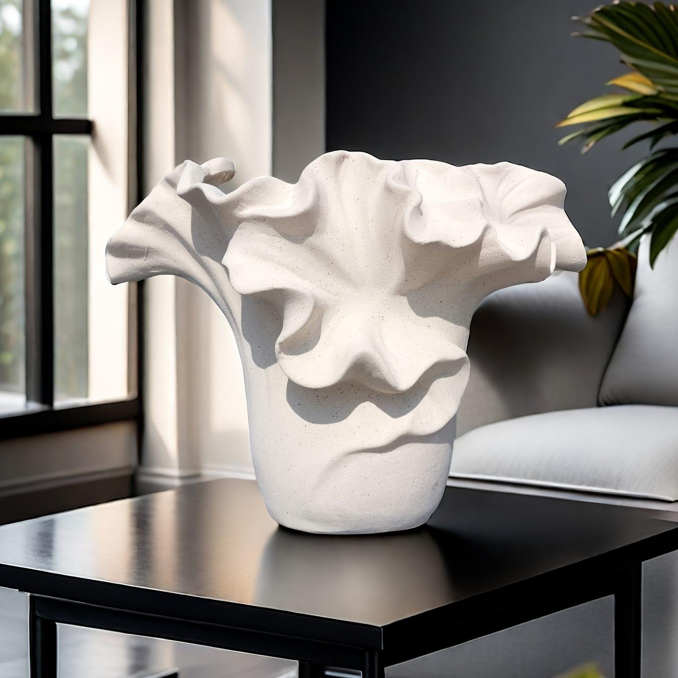 Modern Luxury Handmade Ceramic Vase with Floral Rim for Home Hotel Decoration Hydroponic Dried Flower Art