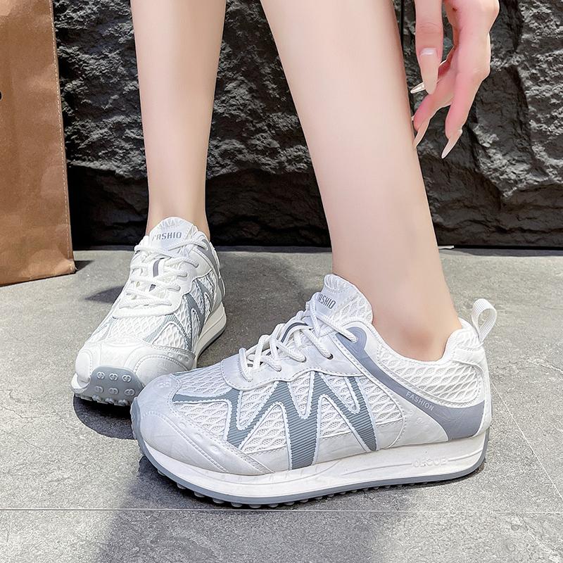 Fashion Femmes 2025 New Mesh Sneakers Women Designer Retro Running Shoes Fashion Breathable Women's Sports Shoes Tenis Feminino