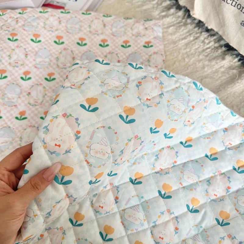 0.5m/1m Pure Cotton Korean Rabbit Print Quilted Cotton Fabric for Sewing Vests Pet Clothes Cotton Coats Handmade DIY Fabrics