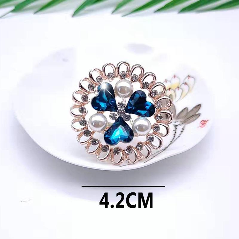 Korean Style Triple Ring Scarf Buckle - Elegant and Versatile Fashion Accessory