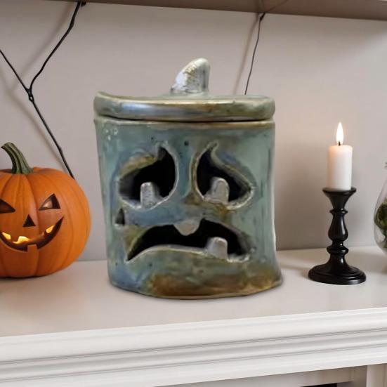Halloween Ghost Night Light Spooky Ghost Centerpiece Light-up Hollow Ghost Decoration for Festive Party Mantels Shelves Decor