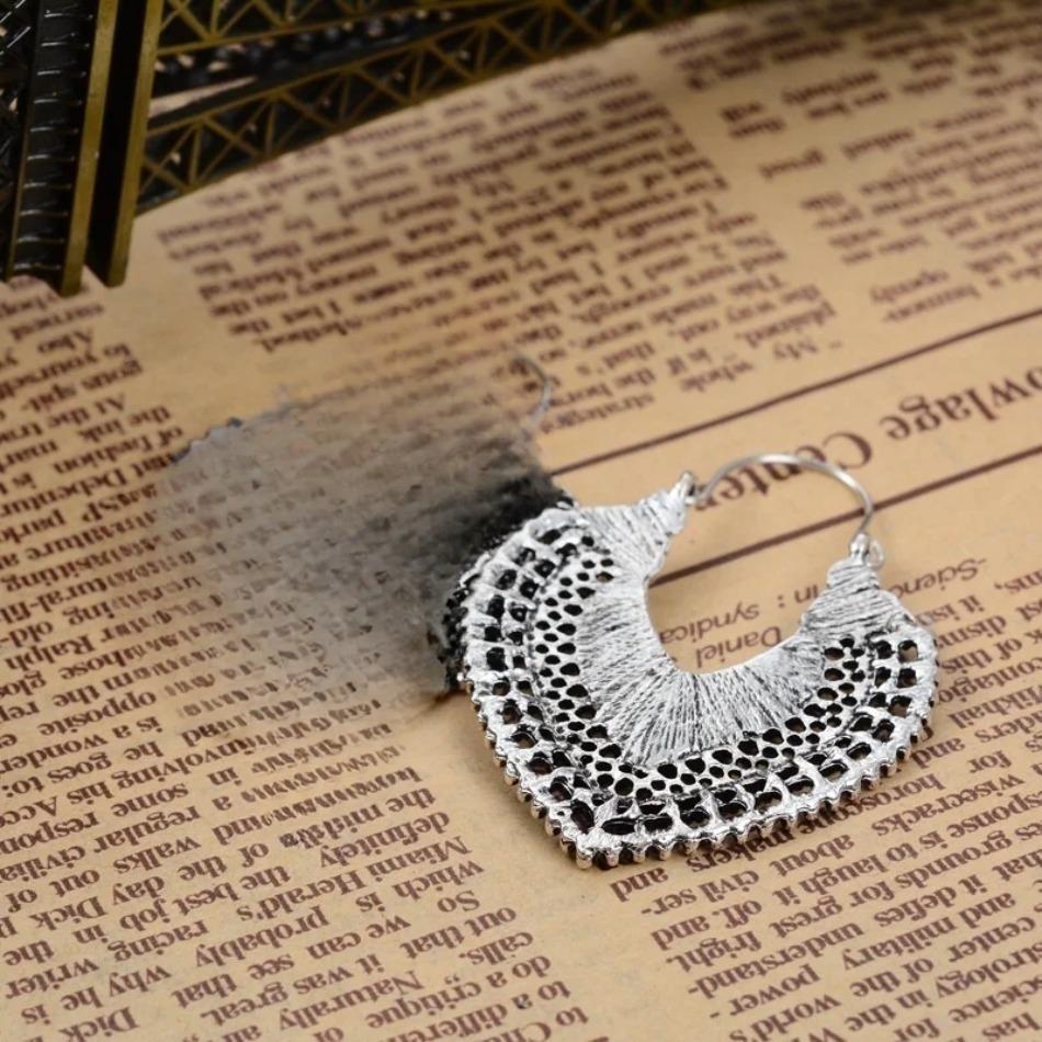 

1 пара металлических полых серег в стиле ретро-этно, богемные серьги с резными цветами, универсальные серьги серебряный