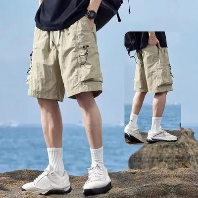 Partea de jos – Pantaloni scurţi