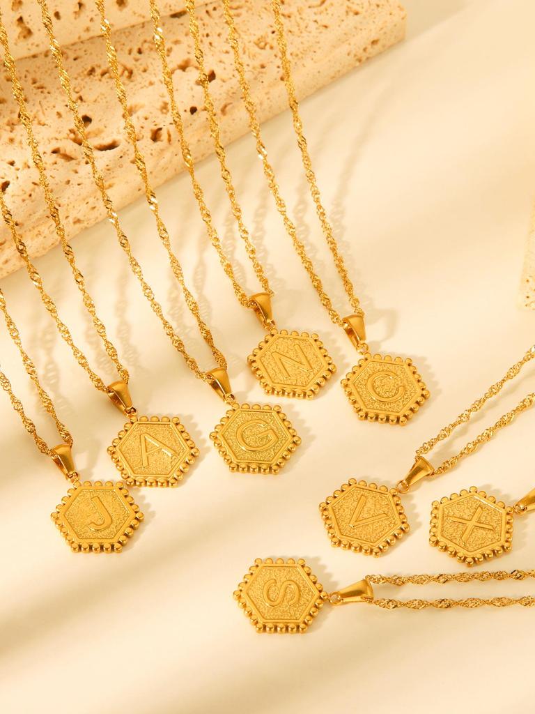 Stainless Steel Electroplated Gold 26-Letter Necklace - Fashionable Initial Pendant for Sweater Chains