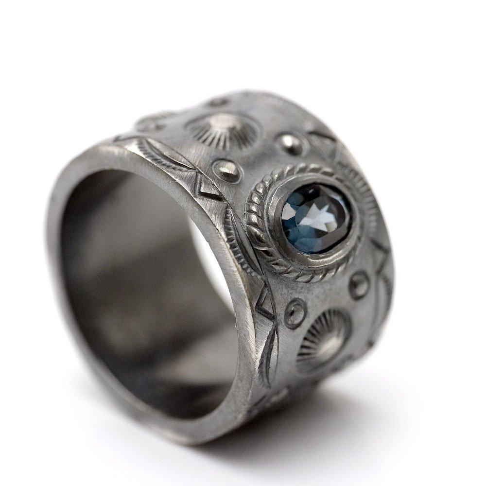 Silver One bi London Blue 925 Antique Flat Engraved Topaz, Silver, Black, Finish, Ring, Men's (Size 21)