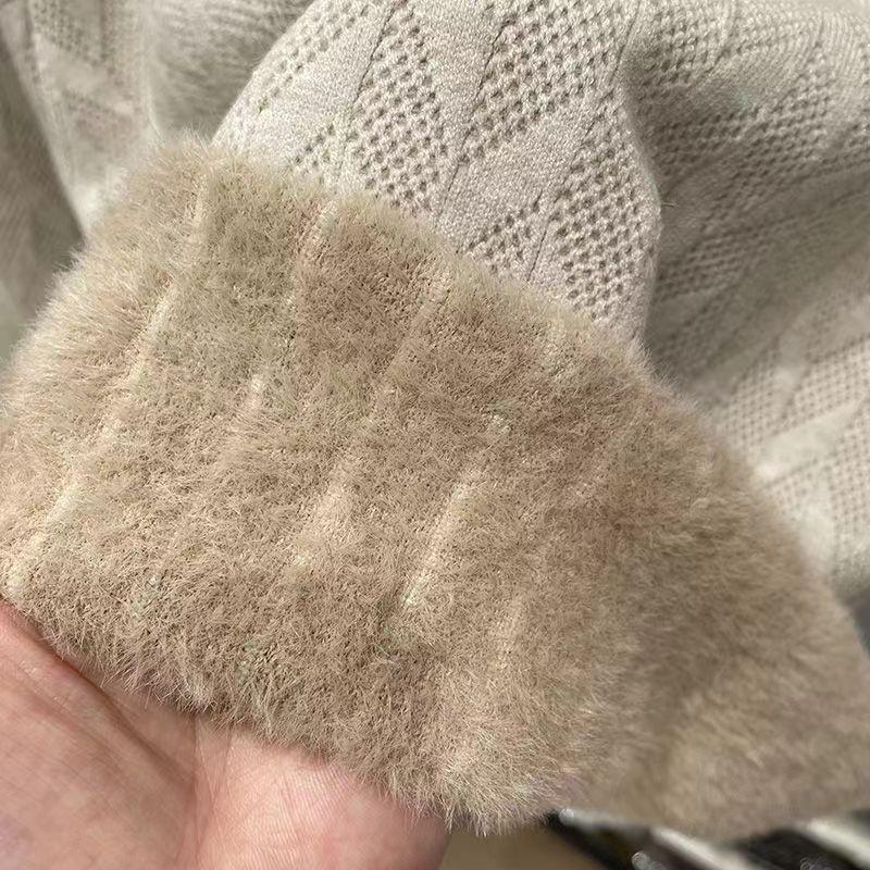 Women's One-piece Velvet Warm Semi High Neck Knitted Sweater with Long Sleeves Inside Casual Loose Pullover for Autumn and Winter