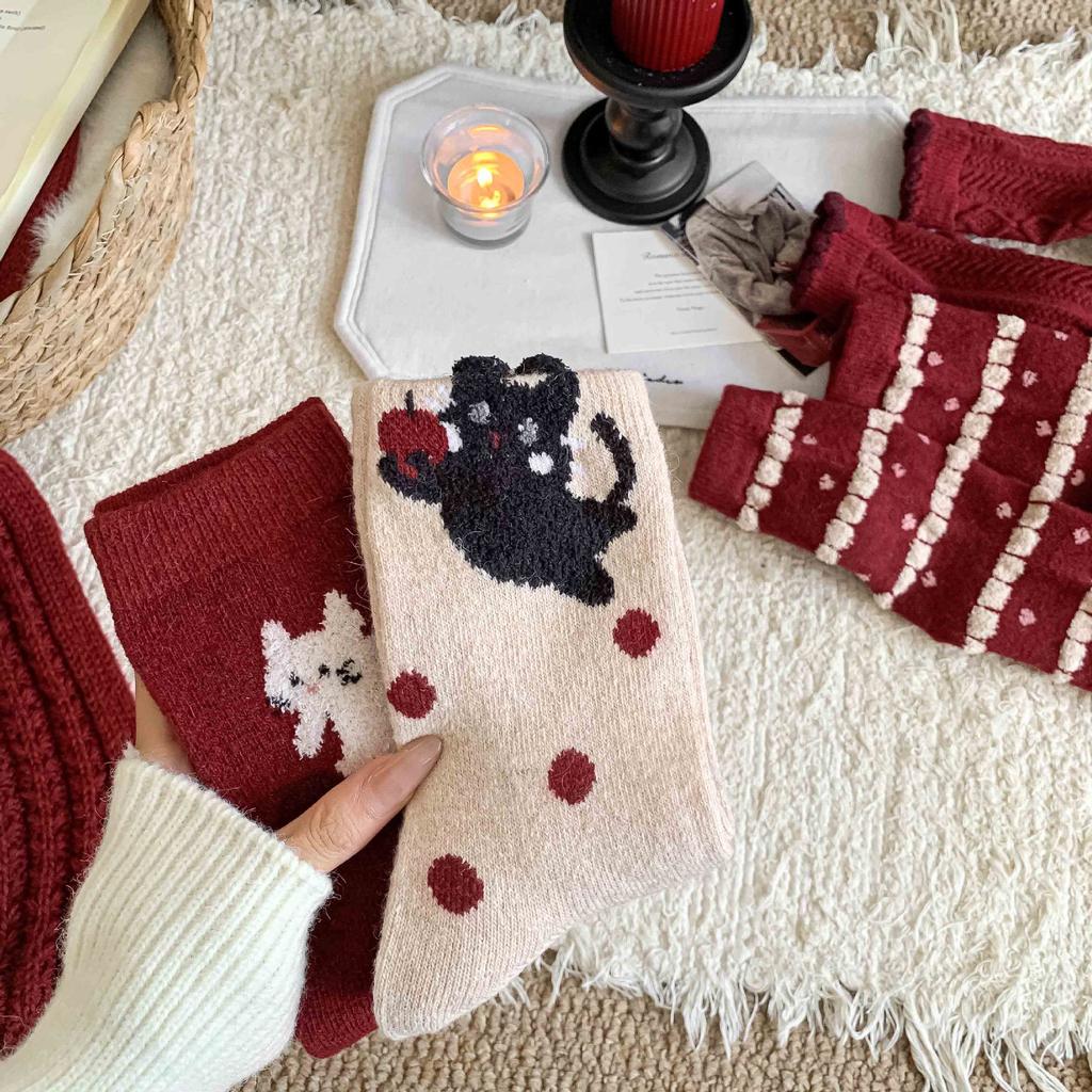 New Year'S Red Socks Cartoon Animation Tube Socks Season Wool Socks Thickened Warm Trend Versatile Socks