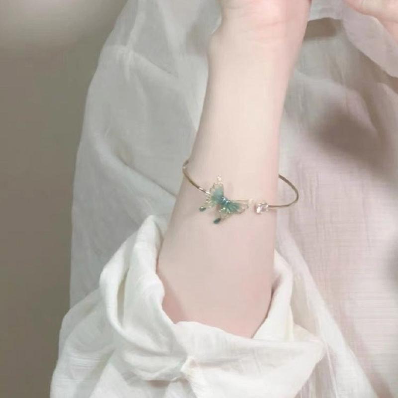 Ensemble Combiné Bracelet Bagues Étoiles Explosives Papillon Ajustables Ensemble d'Accessoires de Bijoux Tendance pour Femmes Dames Tendance