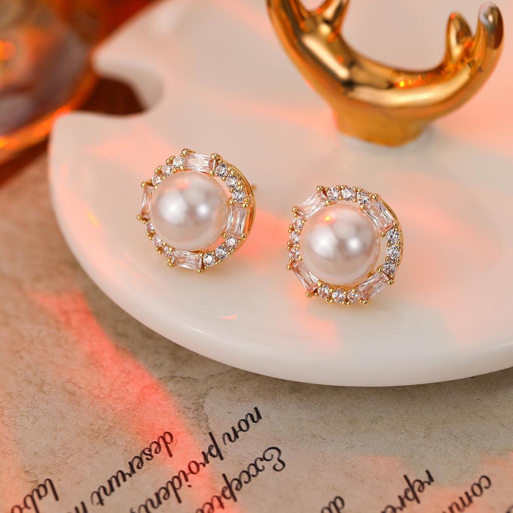 Premium Pearl Stud Earrings S925 Silver Needle Elegant Exquisite Earrings Retro Temperament Versatile Earrings