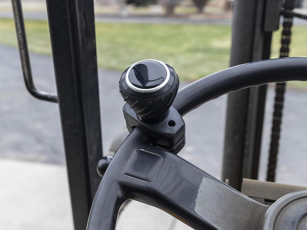 Premium Automotive Steering Wheel Spinner Universal Fit for Lawn and More - Cars, Trucks, Tractors, Mowers, Forklifts,
