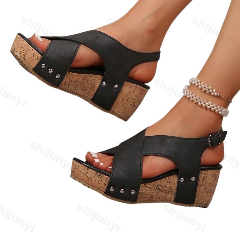 Fashion Women's Sandals 2025 Summer New Wedges Fashion Peep Toe Sandals Women Buckle Strap Platform Rivet High Heels Sandalias De Mujer