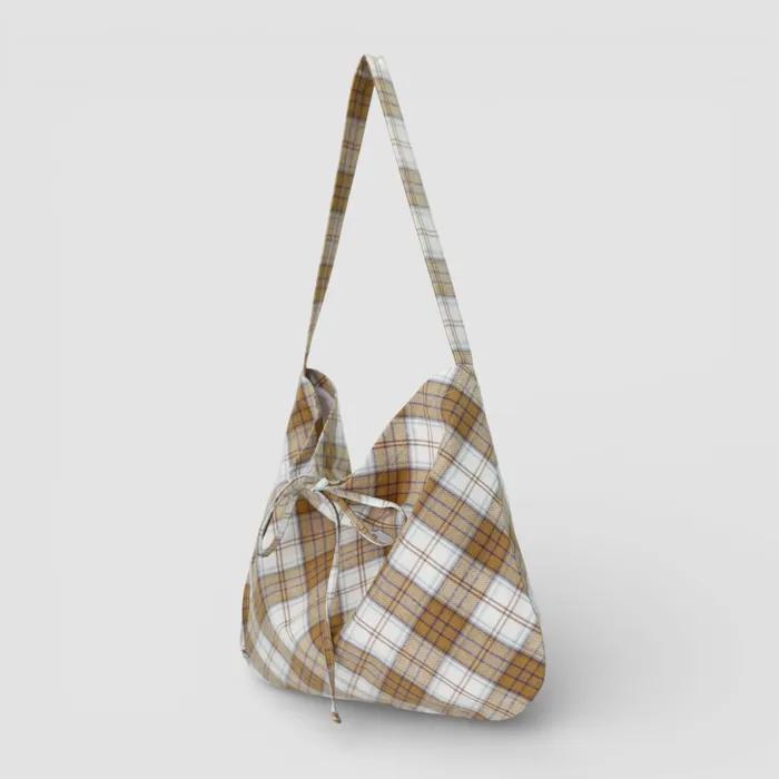 Cozy Check Shoulder Bag _ [Butterscotch]
