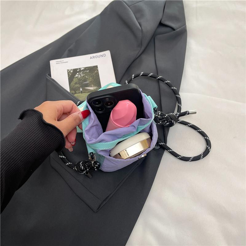 Nylon Crossbody Bag Mini Patch Color Block Design for Women Men Compact Phone Purse for Outdoor Events Travel