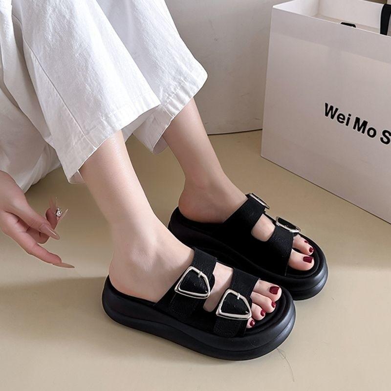New casual maternity cool slippers are beautiful and versatile with skirts, summer wear one-word flat slippers women