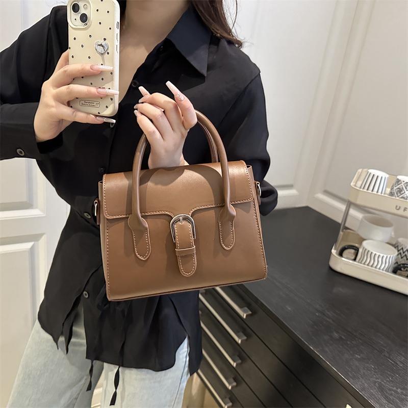 Autumn new personalized simple texture small square bag niche design women's casual shoulder messenger bag