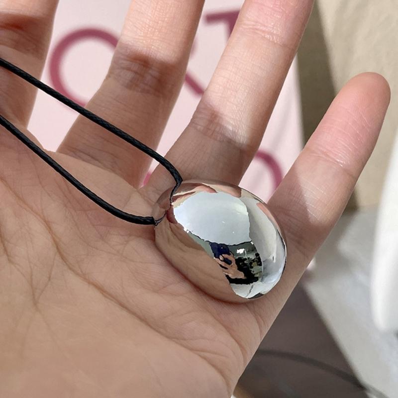 Simple Geometric Oval Pendant Necklace Fashionable Sweater Chain Fashion Jewelry Accessory Present for Women and Girls