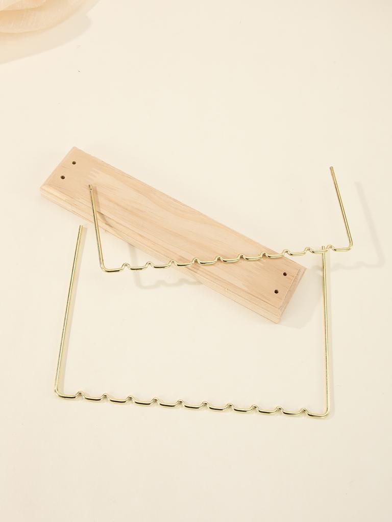 Suport Bijuterii din Lemn/Metal Auriu cu Două Etaje pentru Cercei, Inele, Coliere, Ceasuri