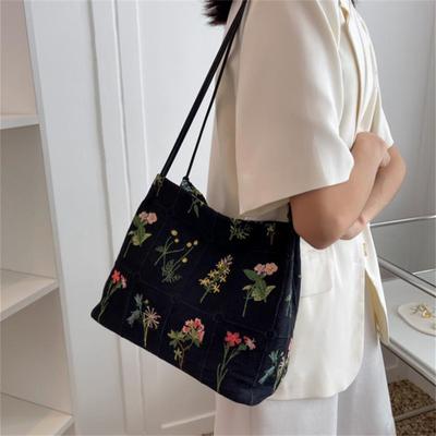 Fashion Street Trend Embroidered Totes Bags for Women Large Capacity Canvas Handbag Shoulder Bag Female Commuting Bucket Bag