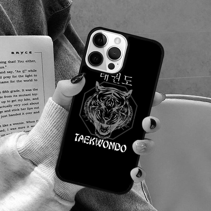 Kung Fu Karate Taekwondo Martial Arts Phone Case for iPhone 17 Air 16 16e 15 Plus for Apple 13 11 12 14 Pro Max Cover