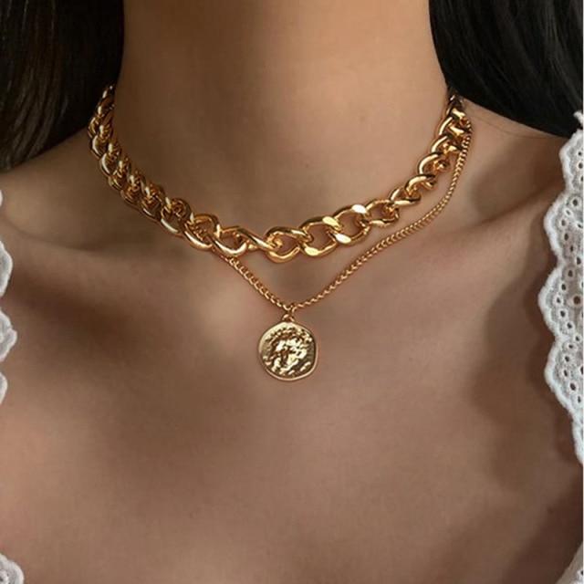 Modish Fashionable Butterfly Crystal Stone Pearl Pendant Necklaces Bold Statement Clavicle Pearl Chain Layered Necklaces Trend Butterfly Collar