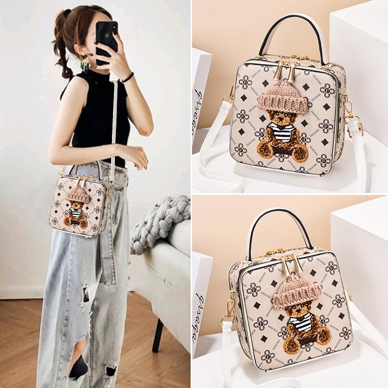 Women's Fashion Crossbody Bag 2025: Versatile High-End Small Square Handbag